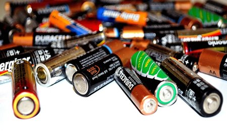 美國科學家研發用于高壓鈉離子電池的低溶劑電解質