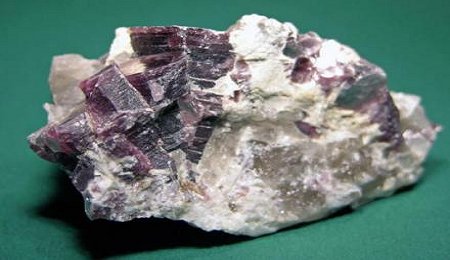 贛鋒鋰業宜春“鎖礦”，300億元打造鋰電全產業鏈基地