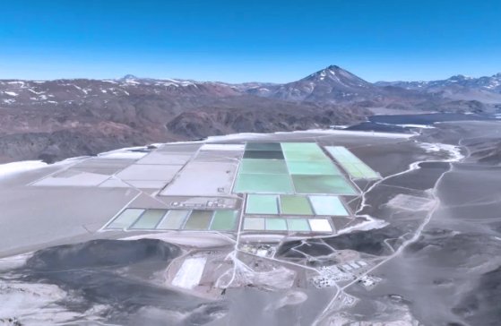 紫金礦業(yè)：鹽湖提鋰技術(shù)實(shí)現(xiàn)突破 鋰業(yè)科思鹽田曬鹵效率倍增