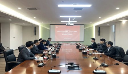 中科大馬騁教授出手了，連簽兩份固態電池合作！